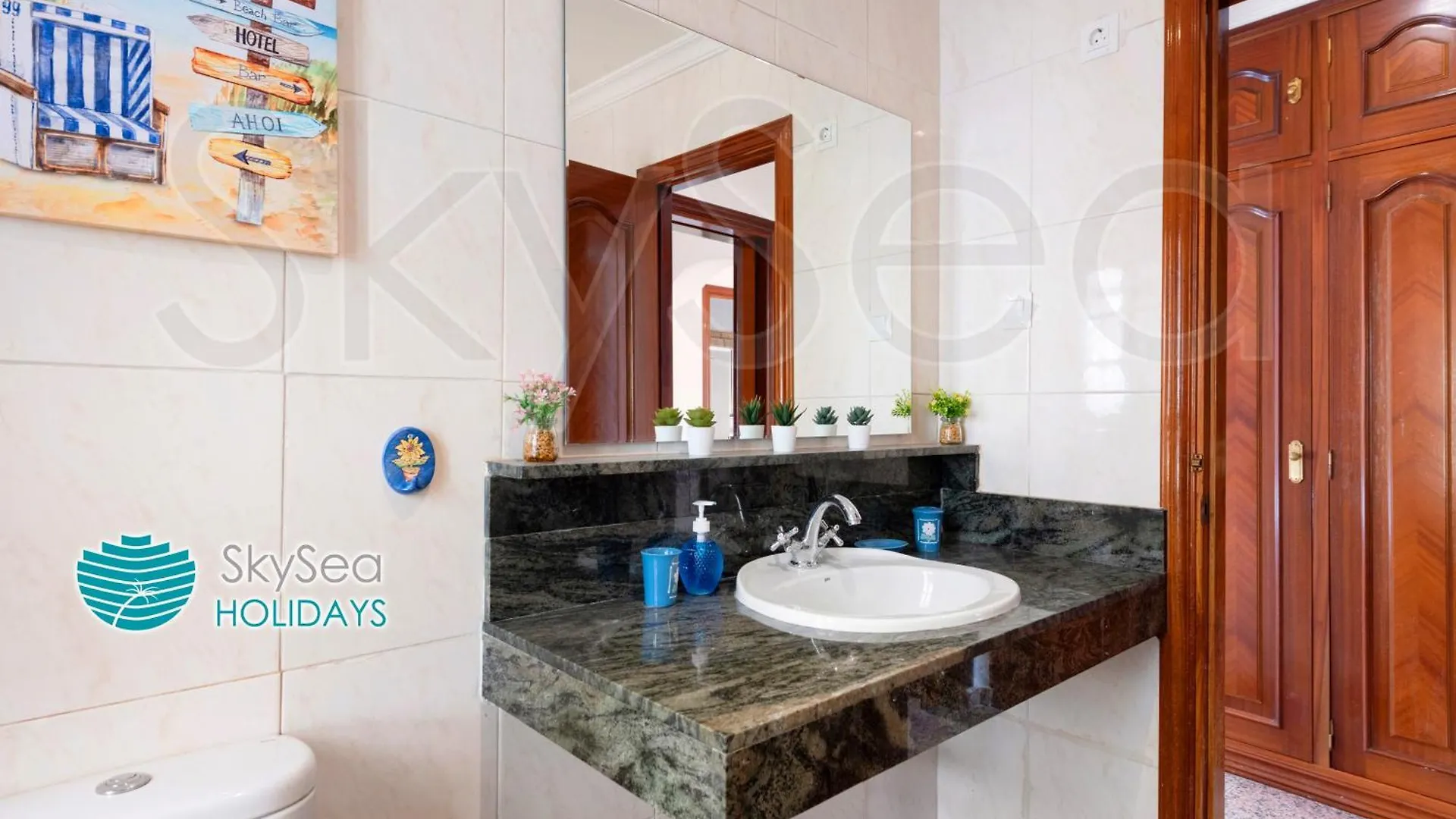 Chalet Typical Malaga House With Patio In City Center Villa